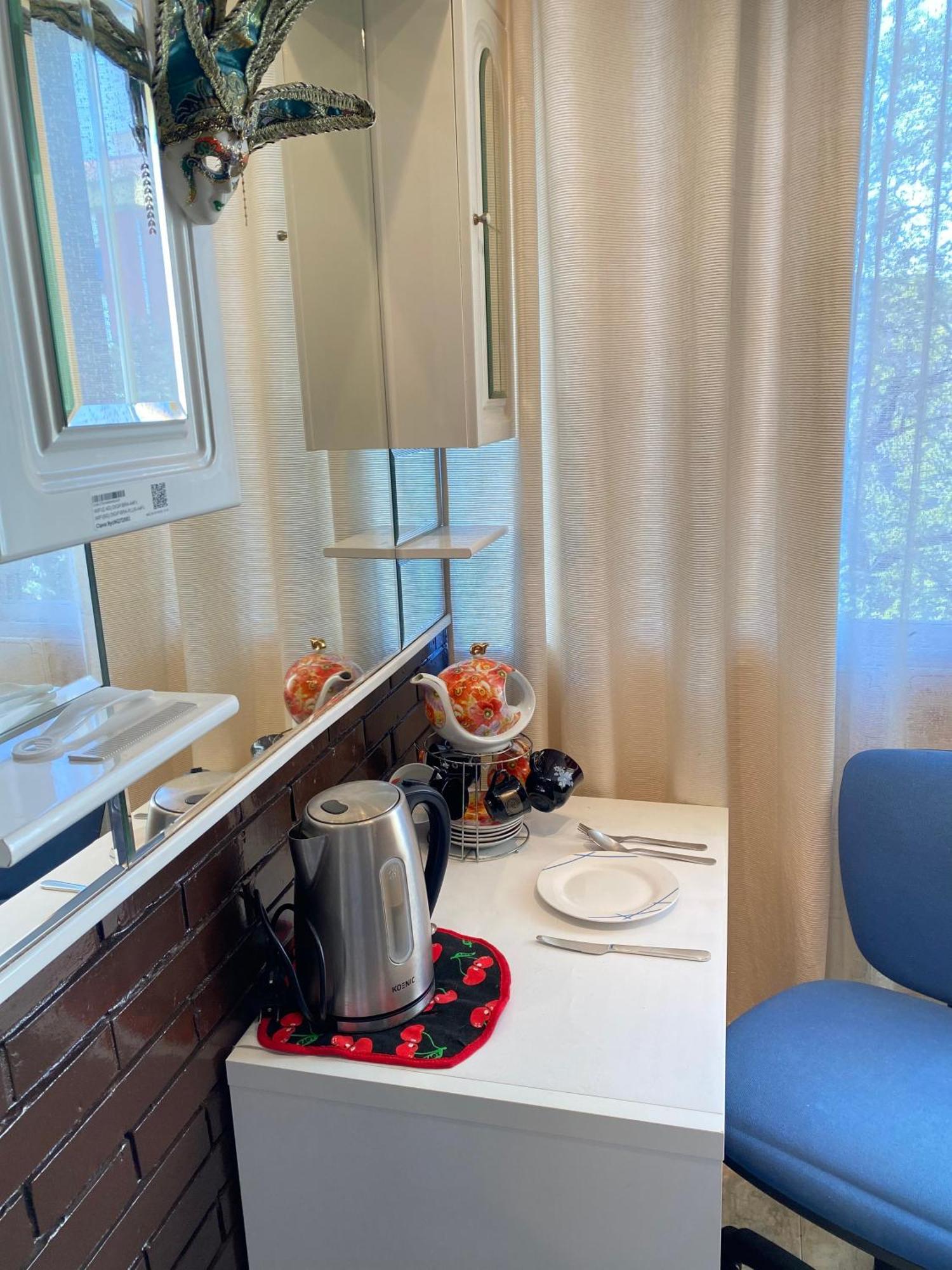 Shared Apartment! Piso Compartido! Общая Квартира! Sevilla Eksteriør billede